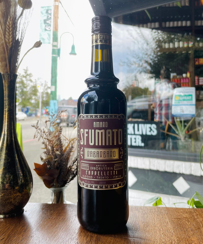 Natural Wine at Field Bar and Bottle Shop Field Bar & Bottle Shop